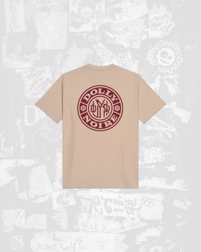 T-shirt Dolly Noire Badge Round